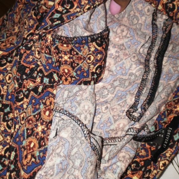 Forever 21 printer joggers - Picture 6 of 8